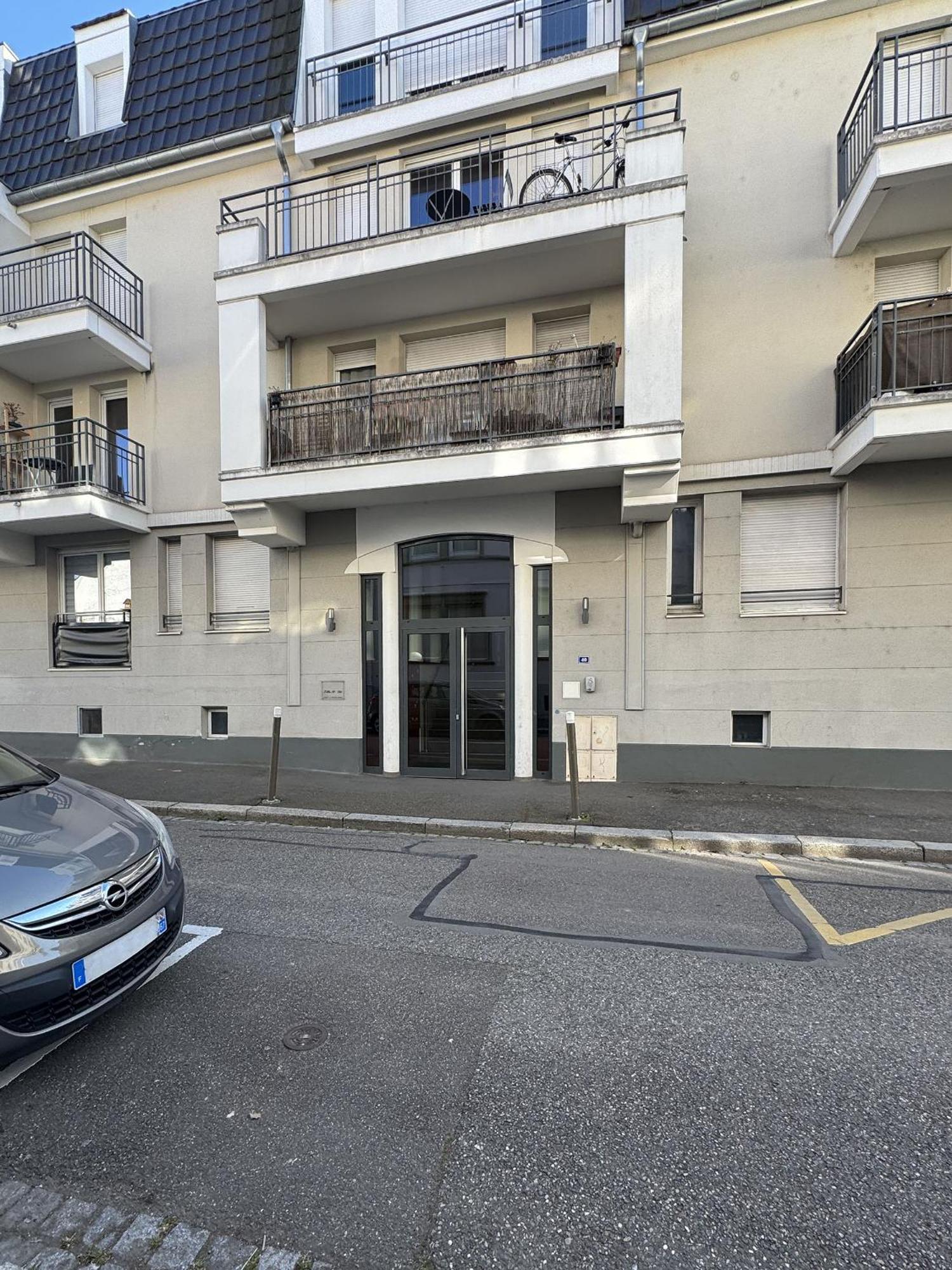 Ferienwohnung Joli 3P Avec Terrasse Et Garage Proche Centre Straßburg Exterior foto
