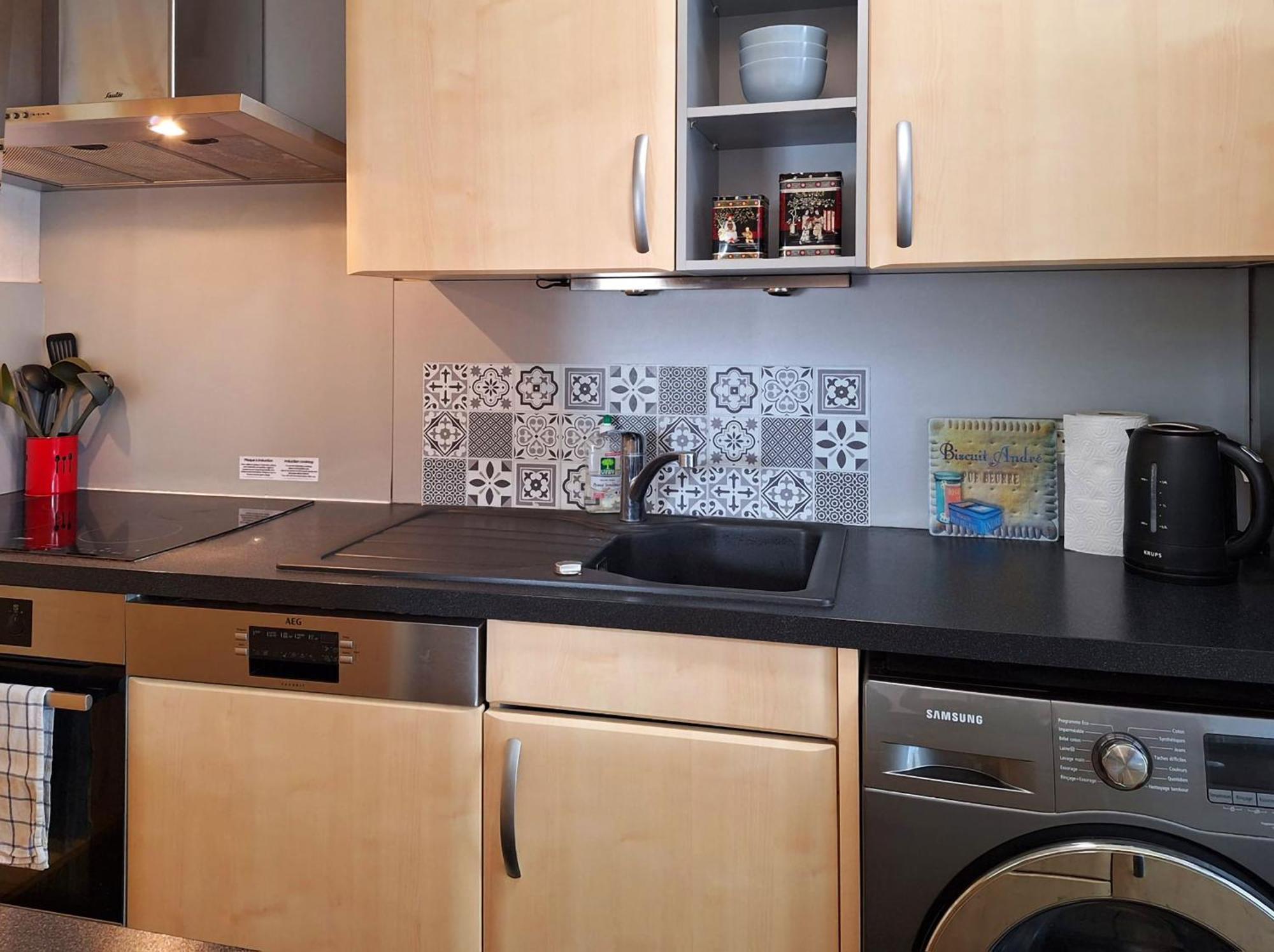 Ferienwohnung Joli 3P Avec Terrasse Et Garage Proche Centre Straßburg Exterior foto